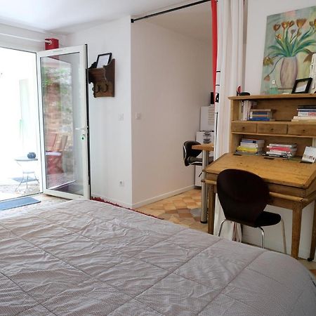 Le 3 Rue Grande Bed & Breakfast Moret-sur-Loing Exterior photo