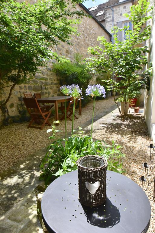 Le 3 Rue Grande Bed & Breakfast Moret-sur-Loing Exterior photo